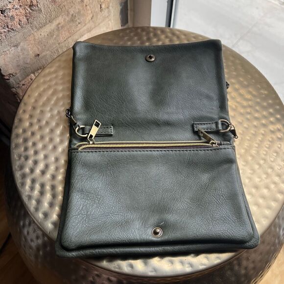 Deena & Ozzy Purse Olive & Gold Studded | Chain Strap - Picture 4 of 6